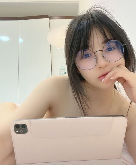 东子老七看陈三干白的特色_DVD全集在线观看