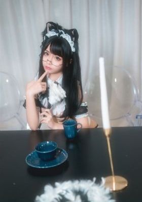 2017她在丈夫面前耍_高清高清视频观看